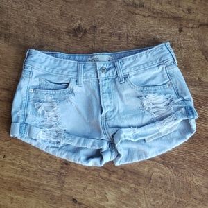 Abercrombie & Fitch low rise Jean shorts